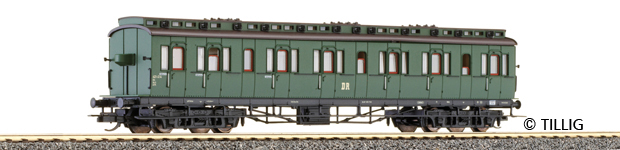 Passenger car 2nd class<br /><a href='images/pictures/Tillig/13160.jpg' target='_blank'>Full size image</a>